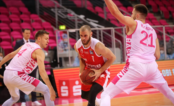 防守能力让 防守能力让