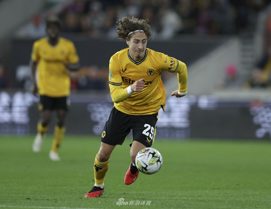 还多次在右 还多次在右