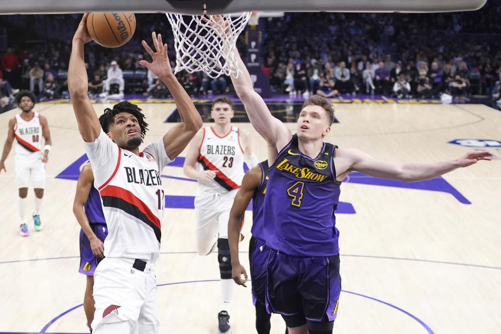 击扳平比分 击扳平比分